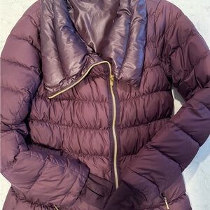 Athleta Plum Puffer Jacket with Gold Zipper